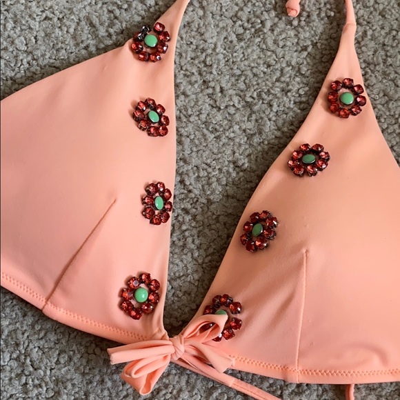 Victoria’s Secret Swim Top - Picture 2 of 4